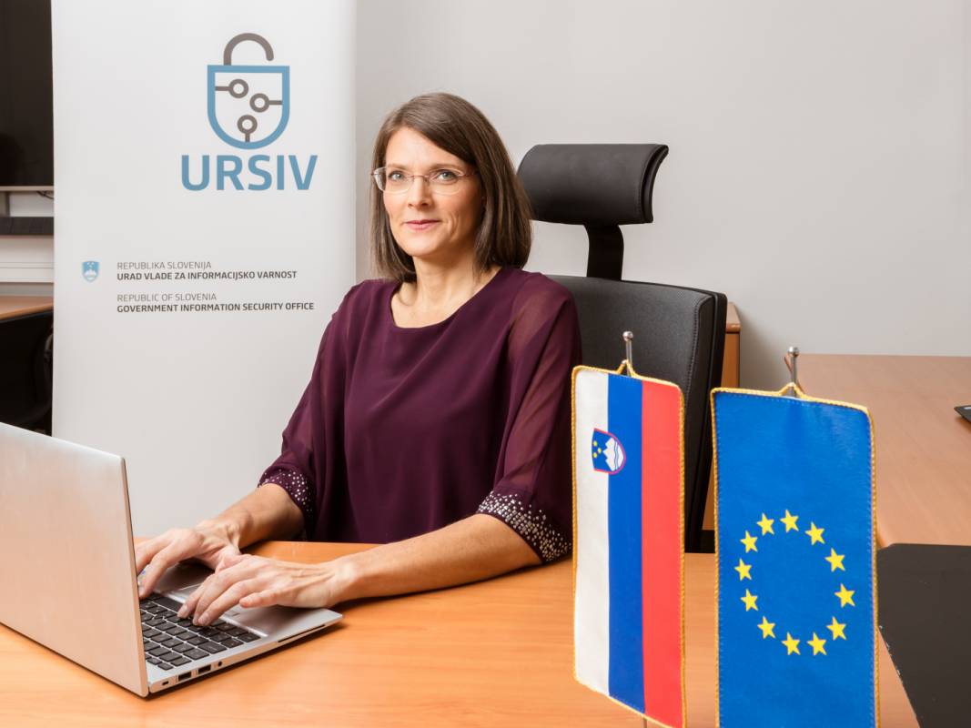 Utrinek iz nove revije S!gnal podjetja Kolektor Sisteh: ZInfV 1 v praksi