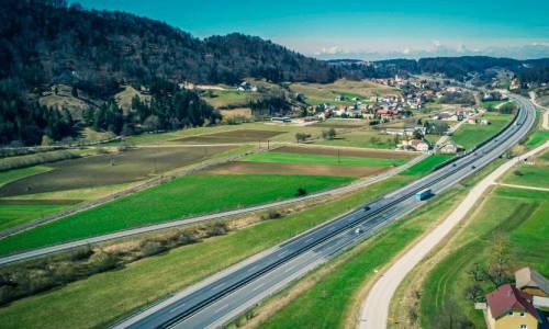 Obnova voziščne konstrukcije na odsekih HC Vipava–Ajdovščina in Ajdovščina–Selo